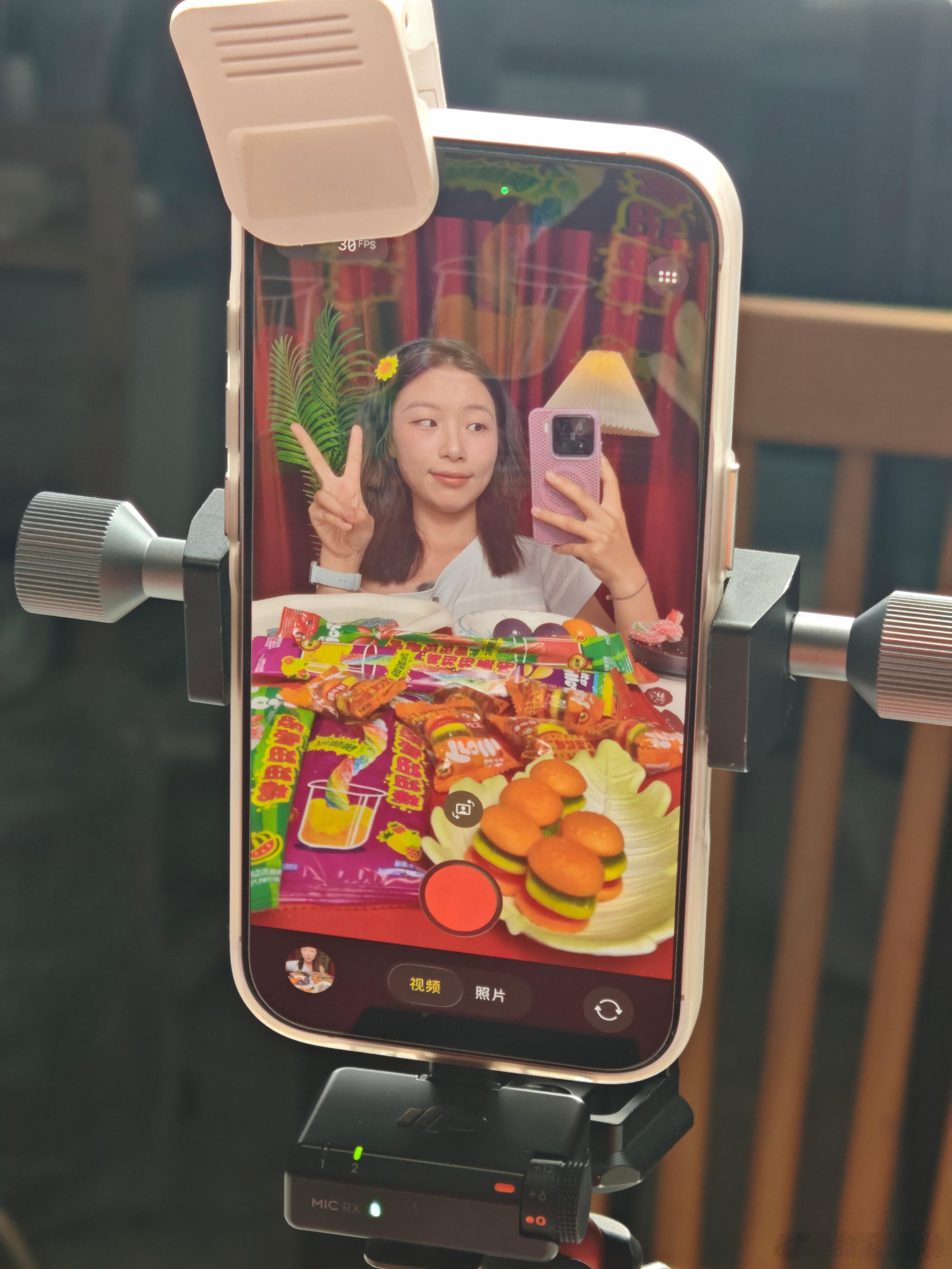 兄弟们，我胖真的是工伤我是真吃…基本上一天拍一个视频就炫这一顿，可…还是会胖