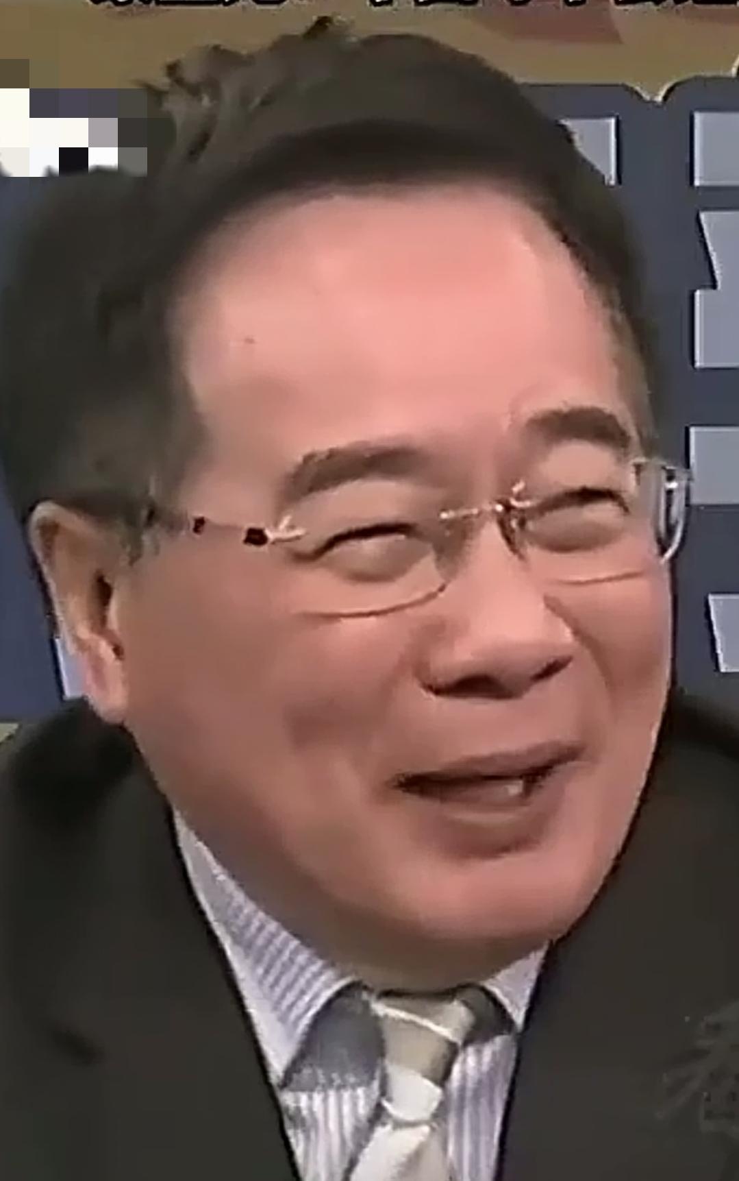 蔡正元，小确幸而已！
这些名嘴，我看了很多，我觉得三个人的点评，比较好：
1 介