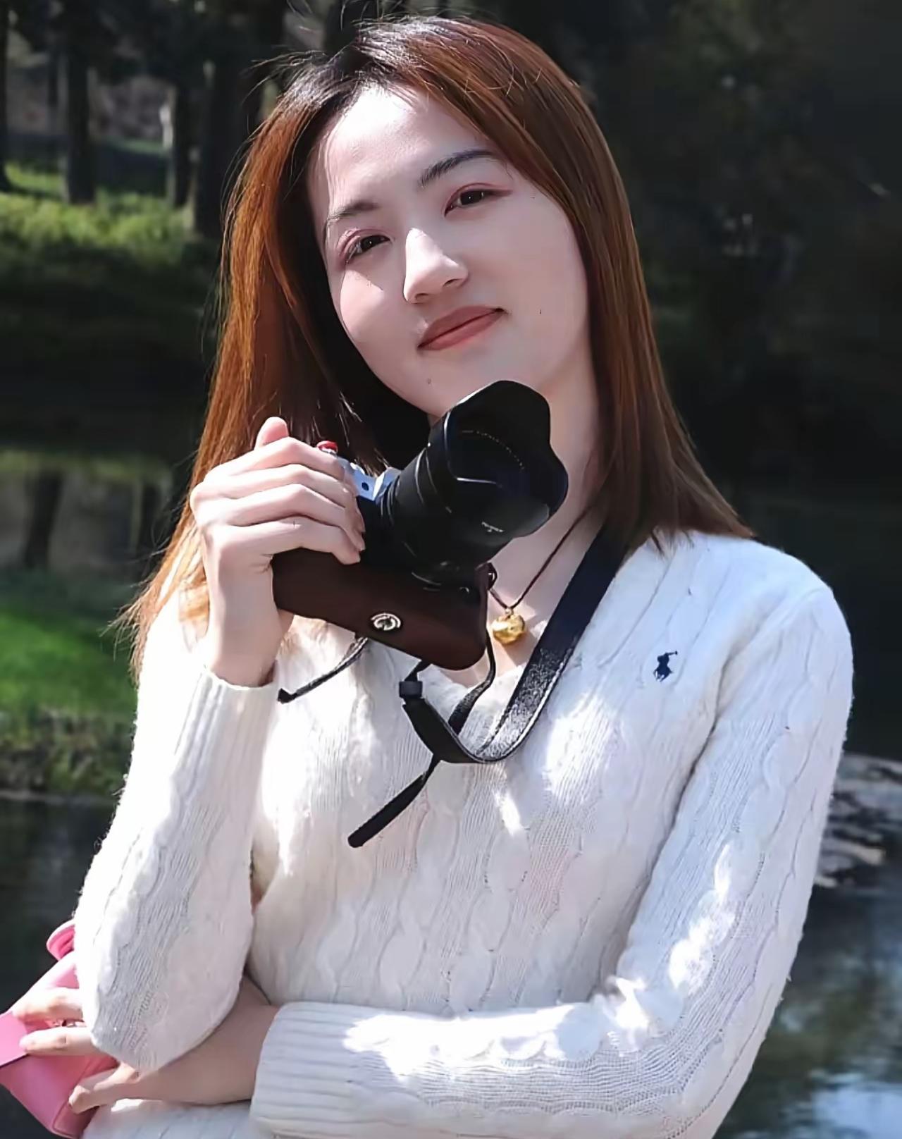 26岁协和毕业护师海边救人获万元奖励！教科书式急救看哭全网，这才是真女神

袁苑