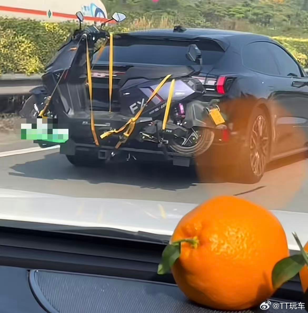 ads4.1鸿蒙智行阿维塔 有没有车友帮我看看，这种车华为ADS会怎么识别。 