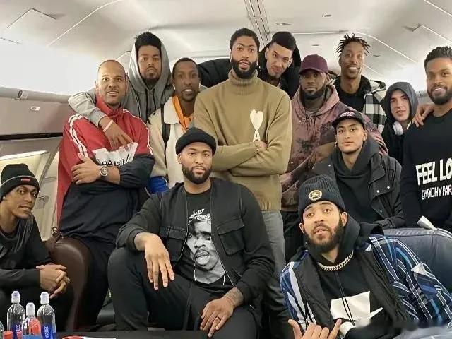詹姆斯：2020赛季的园区NBA才是最纯正的篮球！是职业生涯最专注的总冠军！ ​