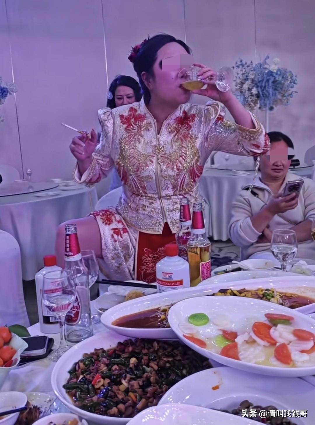 这样的老婆娶回家，在村里不得横着走啊