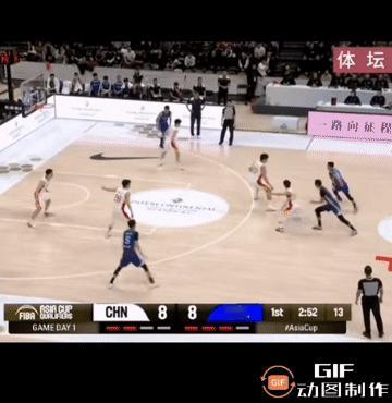 中国男篮vs蒙古：
徐杰替补登场，一上来就抢断，抛石头般助攻顺下的阿布都萨拉木，