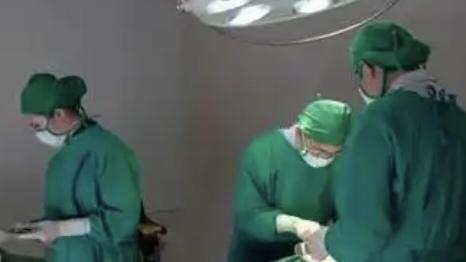 花甲之年搏新生，63岁失独妈妈的抉择太戳心
 
谁能想到，63岁的年纪，一位失独