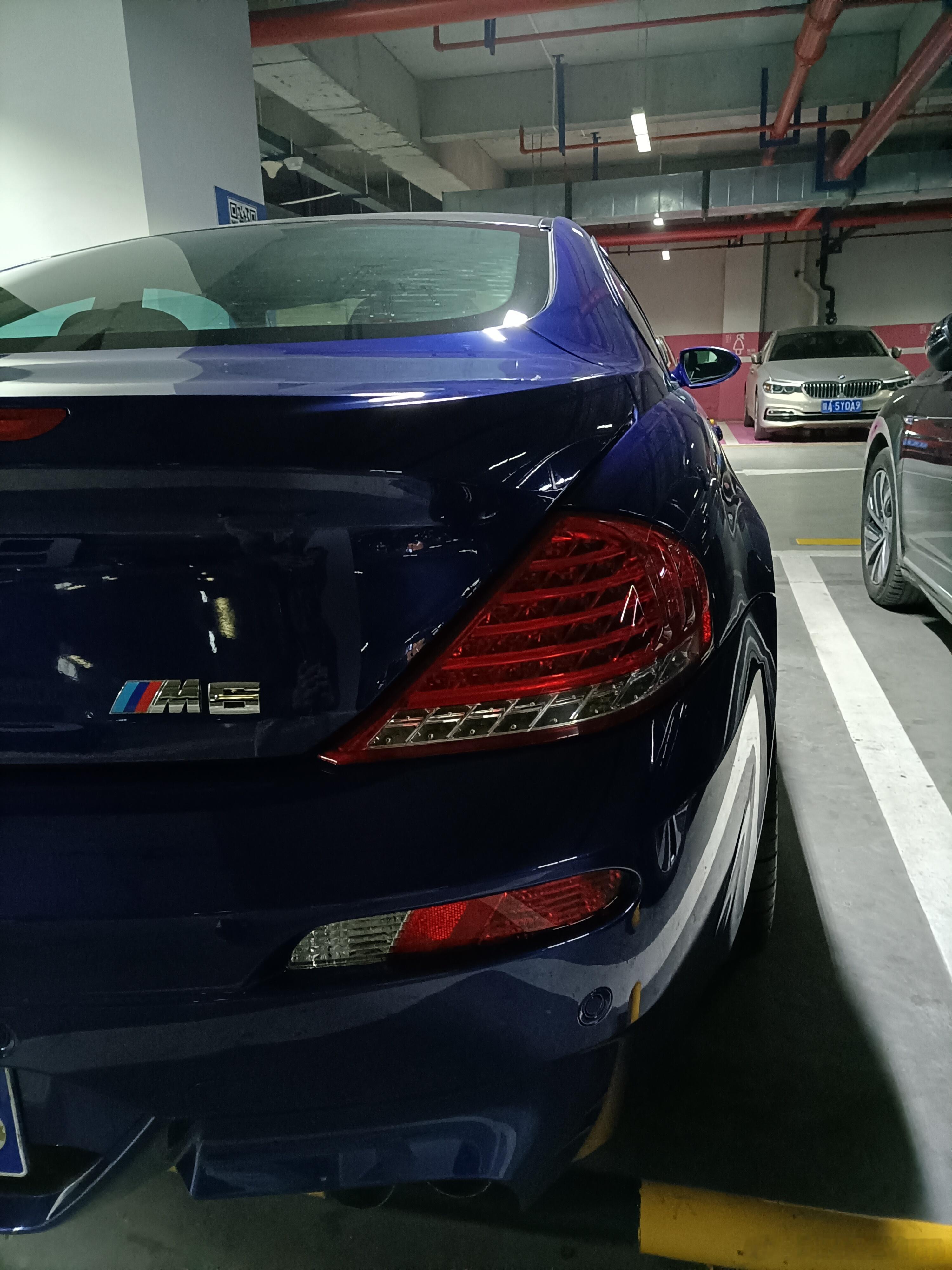 基本上很少见到的一代Mpower.  代号为E63的宝马M6，西安之前也就见过一