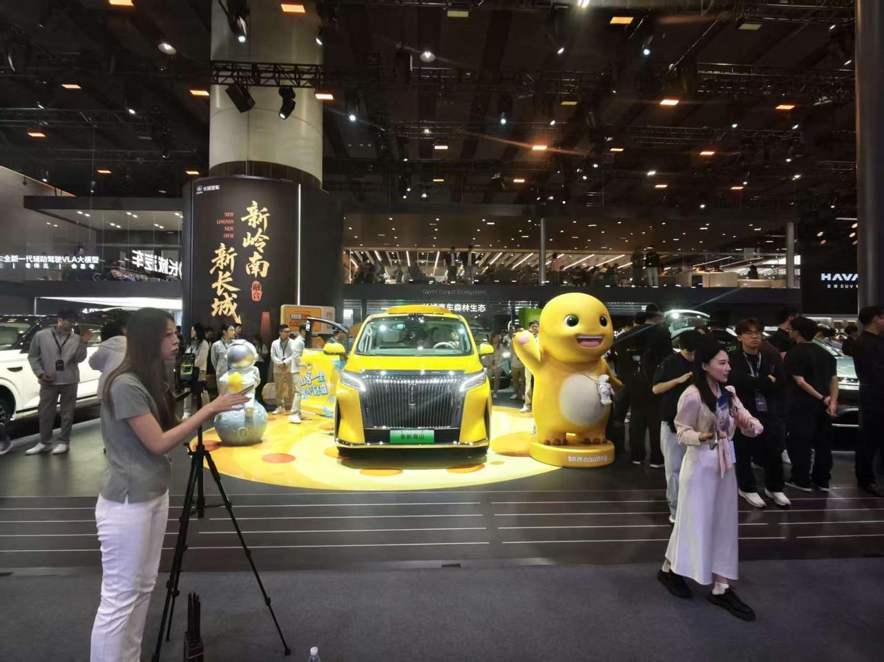 2025广州车展 打卡 魏牌汽车展台
一大早率先公布好消息：长城汽车CTO吴会肖