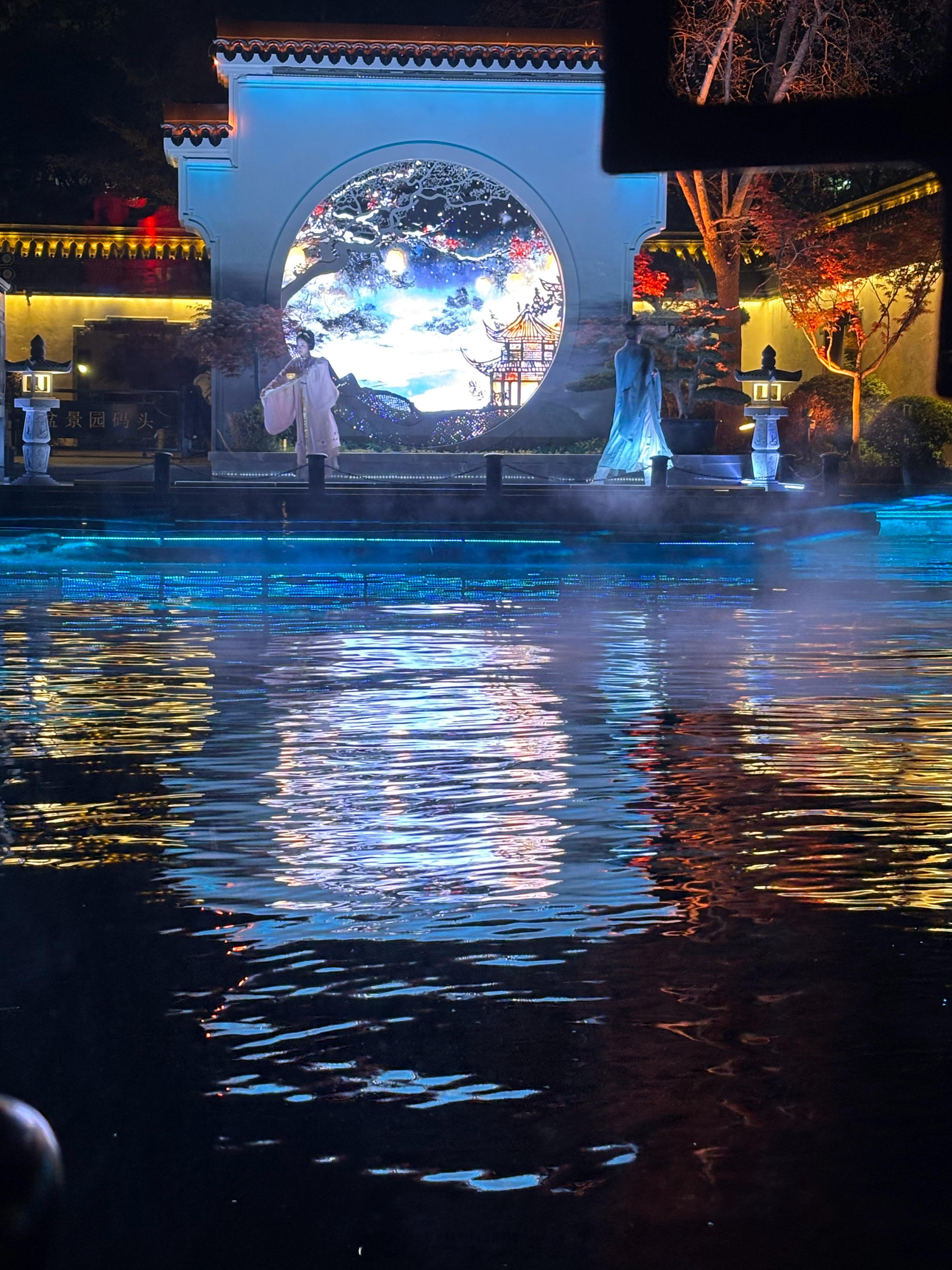 夜游濠河 