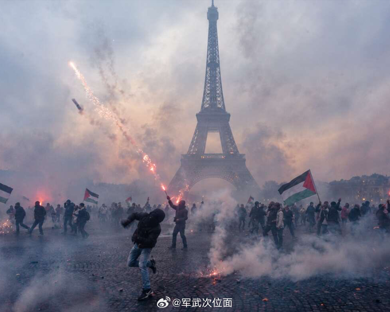 嗯，三角构图法 ​​​
