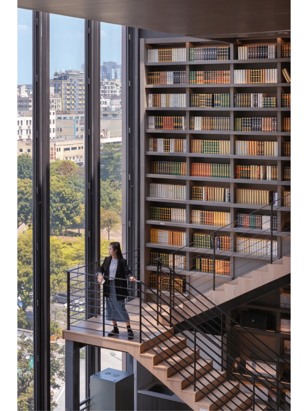 深圳龙华书城|超级出片的高颜值书城