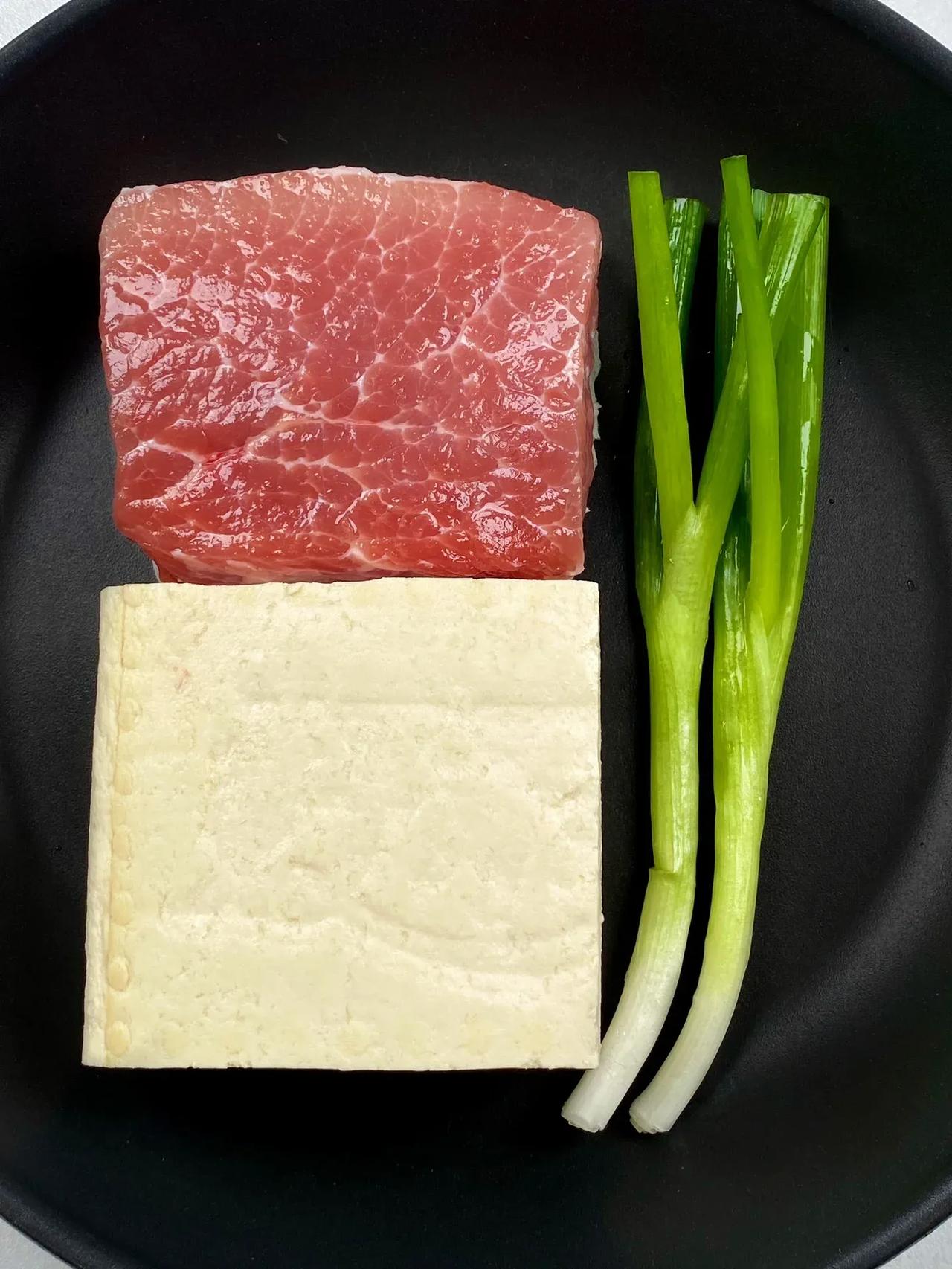 终于发现个豆腐的神仙吃法，这样做真的太下饭了，有豆腐的菜，每次我都能炫好几碗米饭