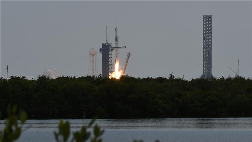 联盟-2.1火箭携带MS-33运输的货运航天器，成功启动发射。

俄罗斯成功地发