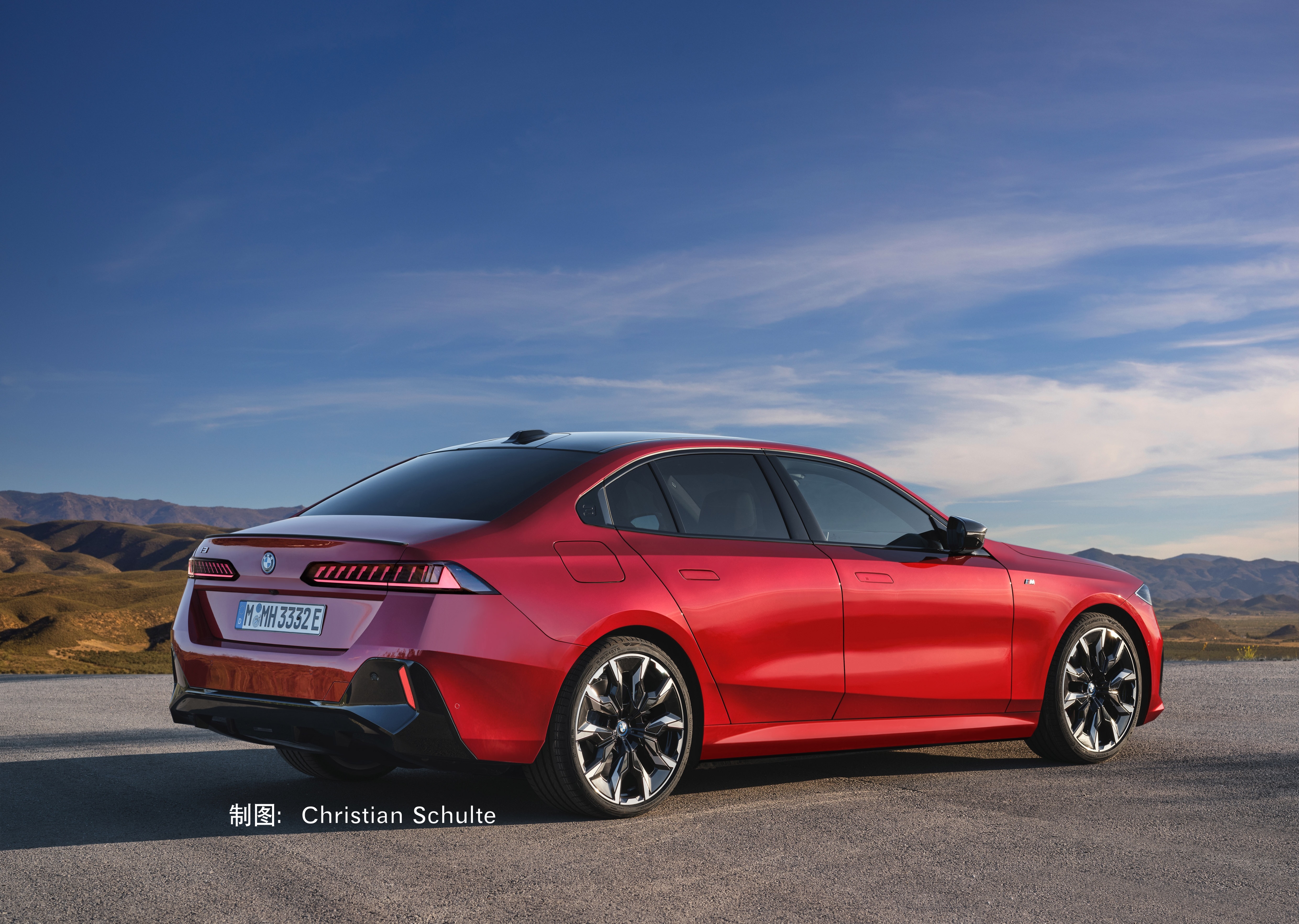 宝马新世代第二款车型，也是首款轿车 i3，明天发布。燃油3系也同期换代。宝马正式