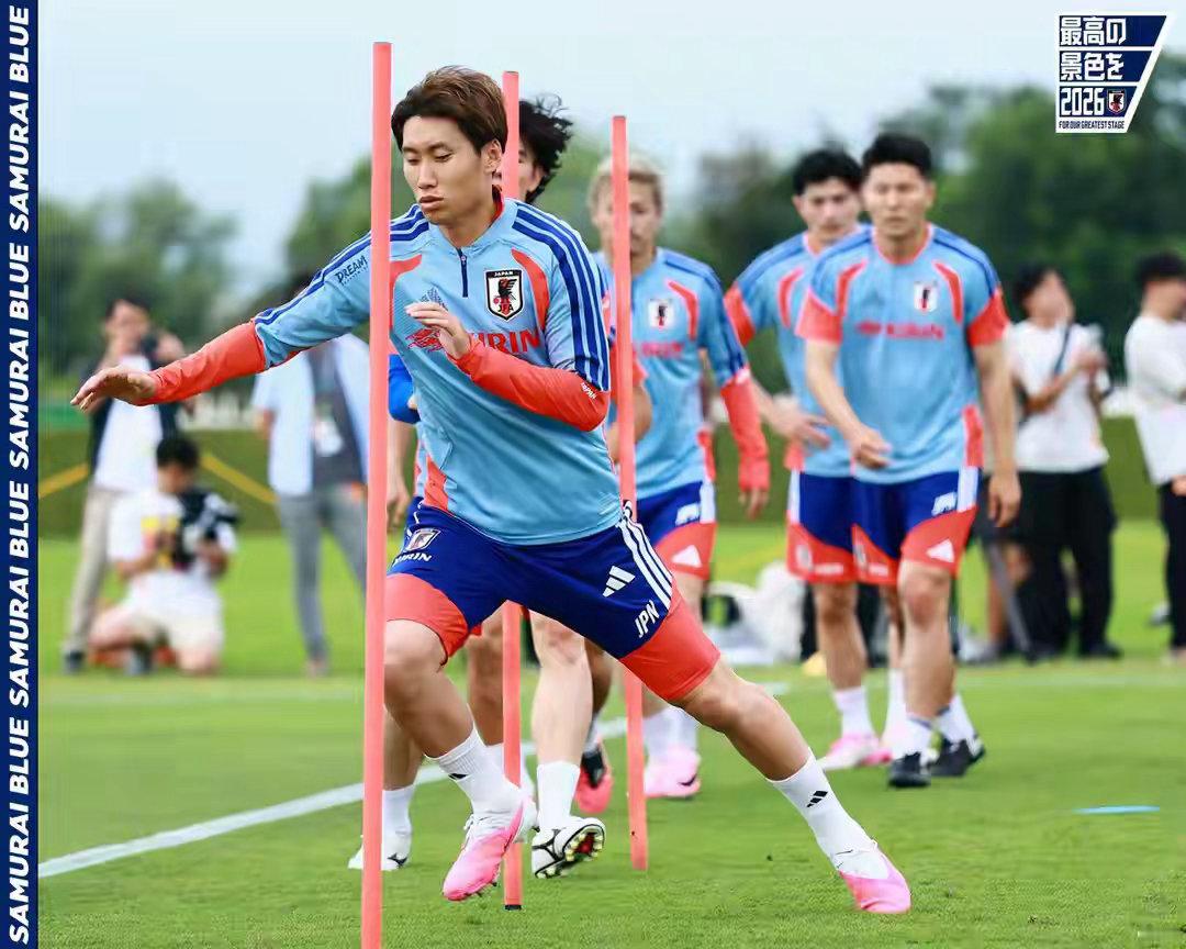 日本国家队2比1击败日本U19国家队日本国家队与日本U19国家队进行了一场封闭热