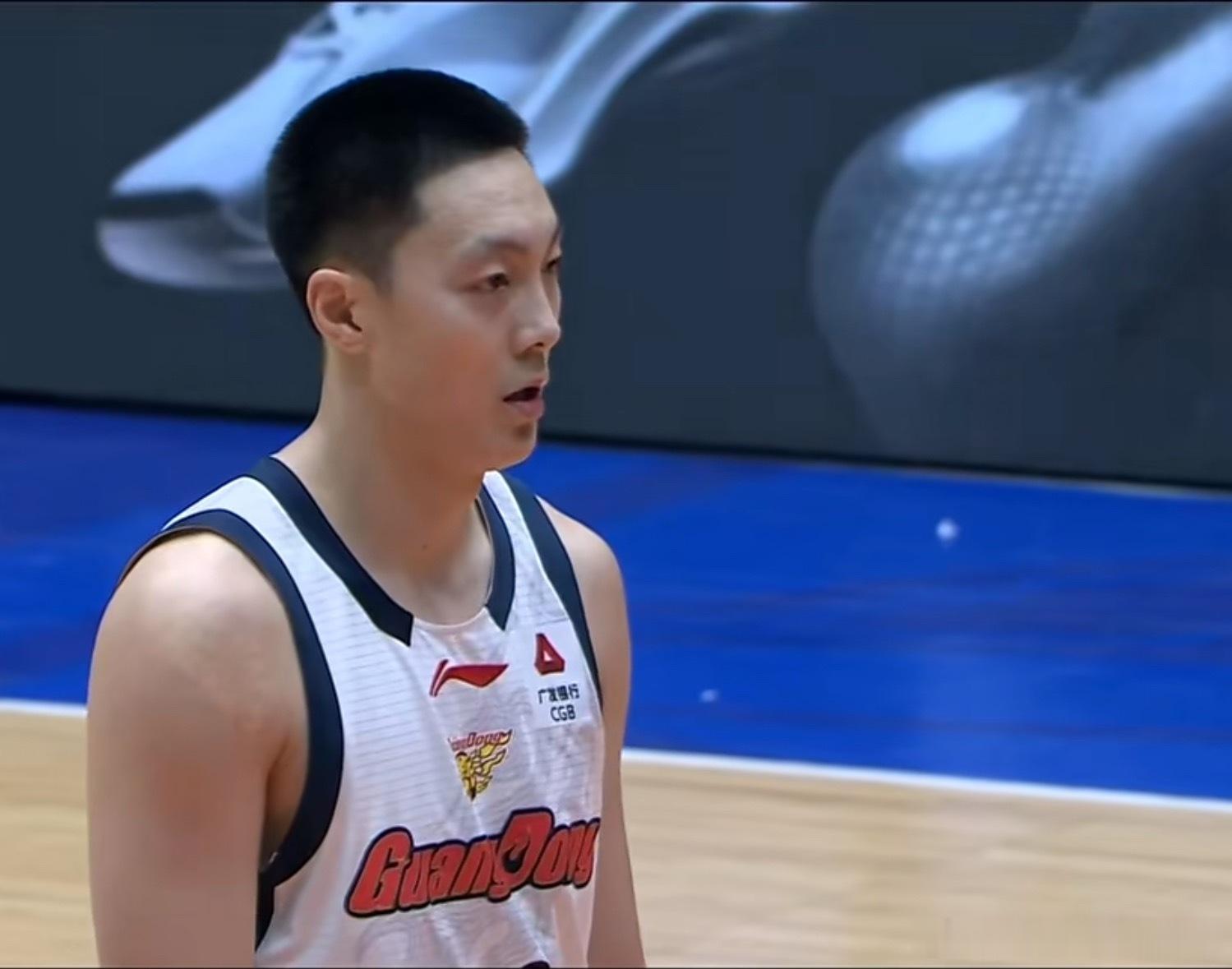 今晚广东男篮客场战吉林 3大速览+4大胜负关键3大速览：1. 广东上午完成场地适