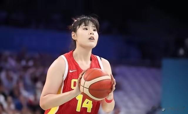 这事令宫鲁鸣措手不及，李月汝无缘世界杯让中国女篮内线压力陡增！

屋漏偏逢连夜雨