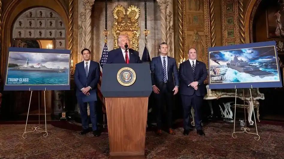 特朗普昏招频出，全面封锁霍尔木兹海峡，美伊局势发生重大转折..
 
特朗普近期下