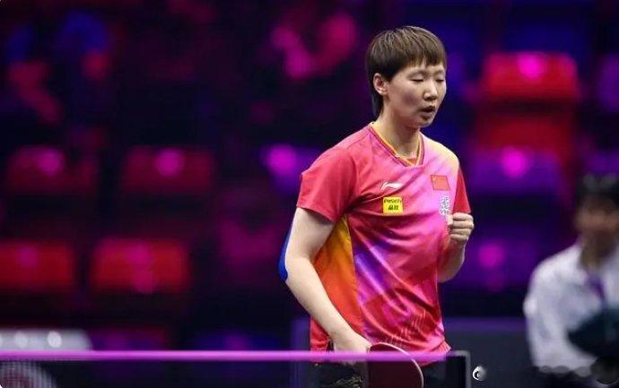 王曼昱的护台能力  王曼昱在WTT福冈总决赛女单首轮以3-1战胜韩国选手申裕斌，
