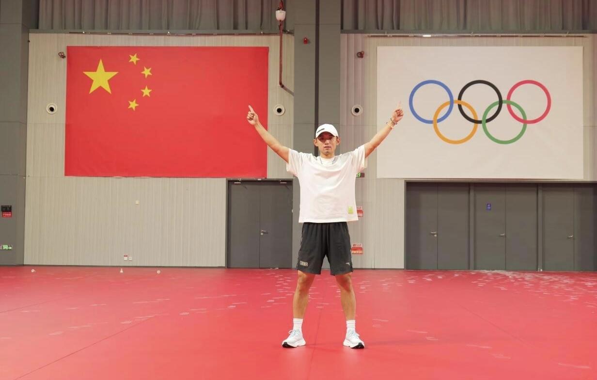 张继科真是闷声干大事，举办张继科杯全民乒乓球争霸赛，用行动助力大众体育的开展。