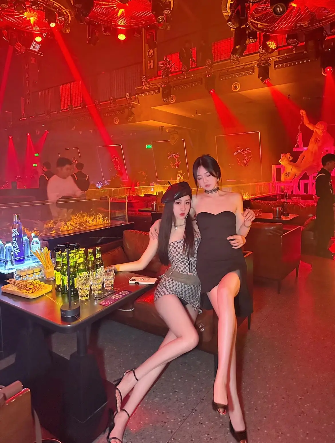 很久没有享受夜生活。