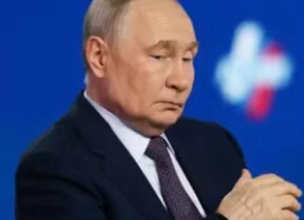 我感觉这场战争已经可以结束了，俄罗斯现在掌控的领土，已经足够给全部俄罗斯人一个答