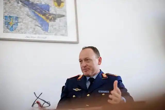 德国这支特别小组仅二十人不到，一年就帮乌克兰拿下价值 115 亿欧元的武器弹药援