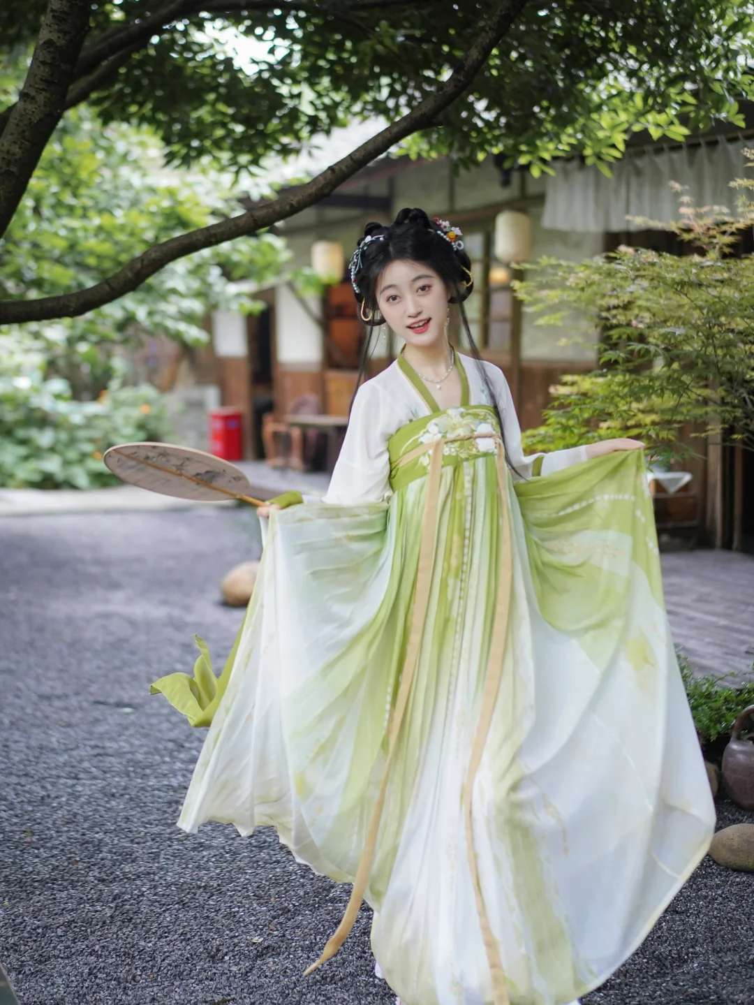 卷起来卷起来！幺贰捌的齐胸