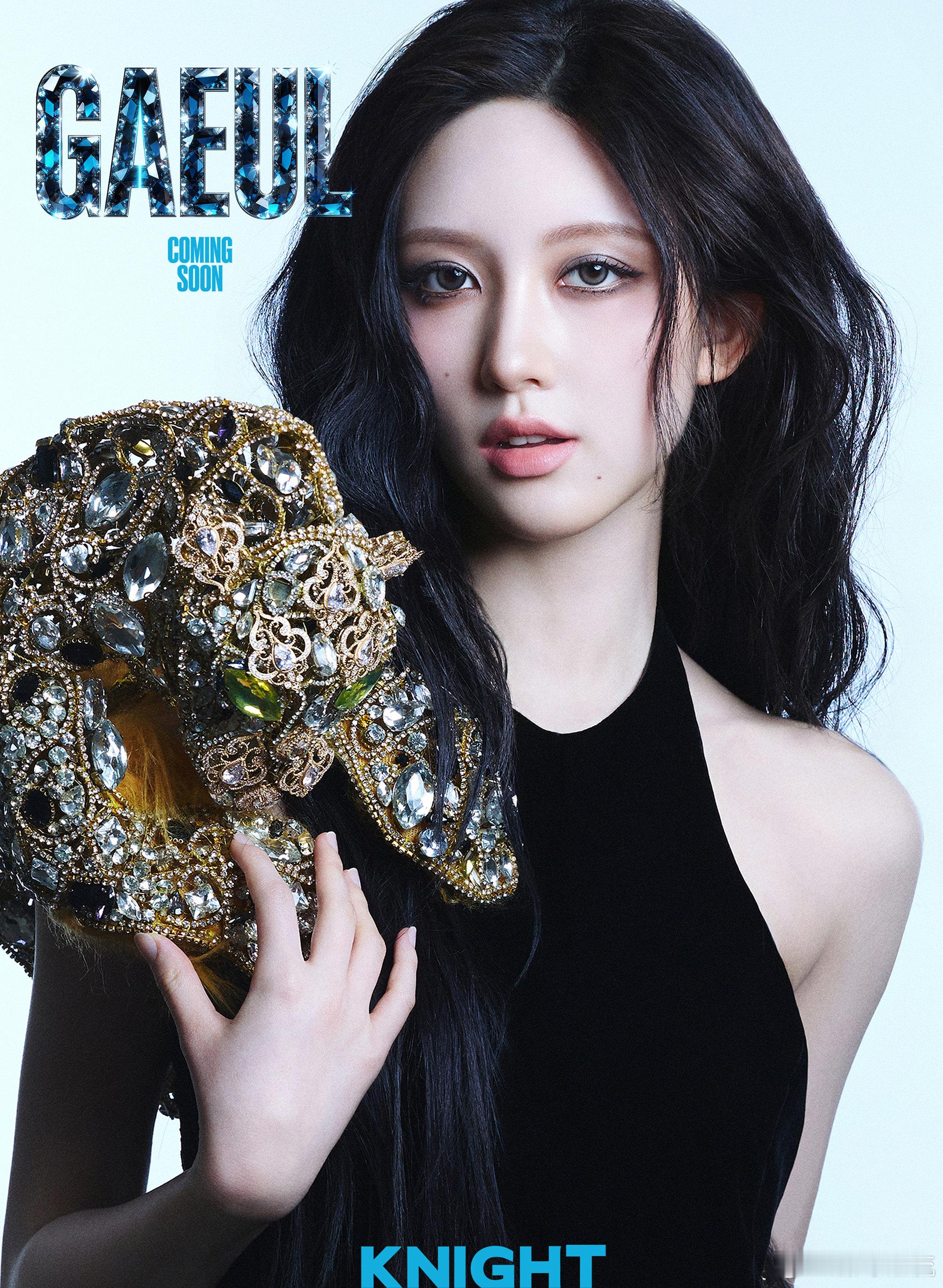 金秋天2026高定中国首封 温柔甜是她的底色，冷静锋芒是她的力量，这次高定大片把