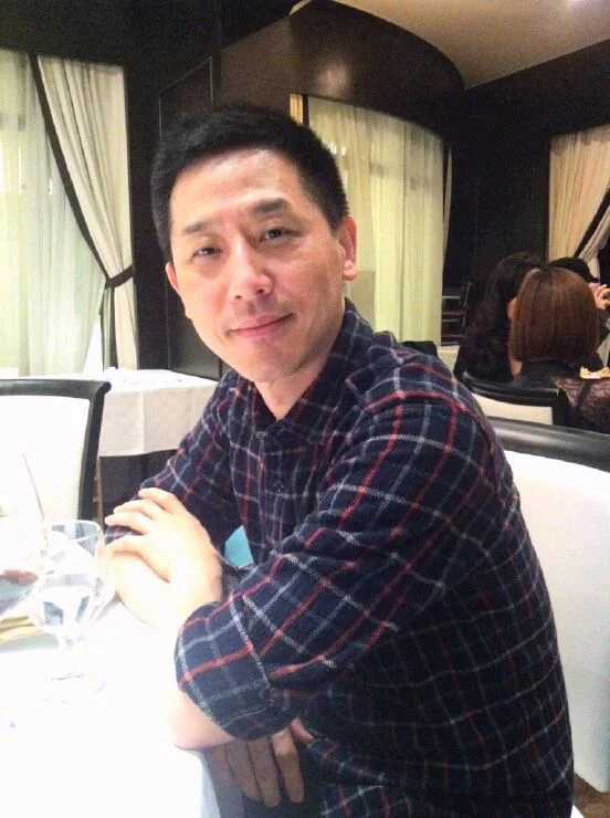 事业上的投资高手 生活中的君子绅士