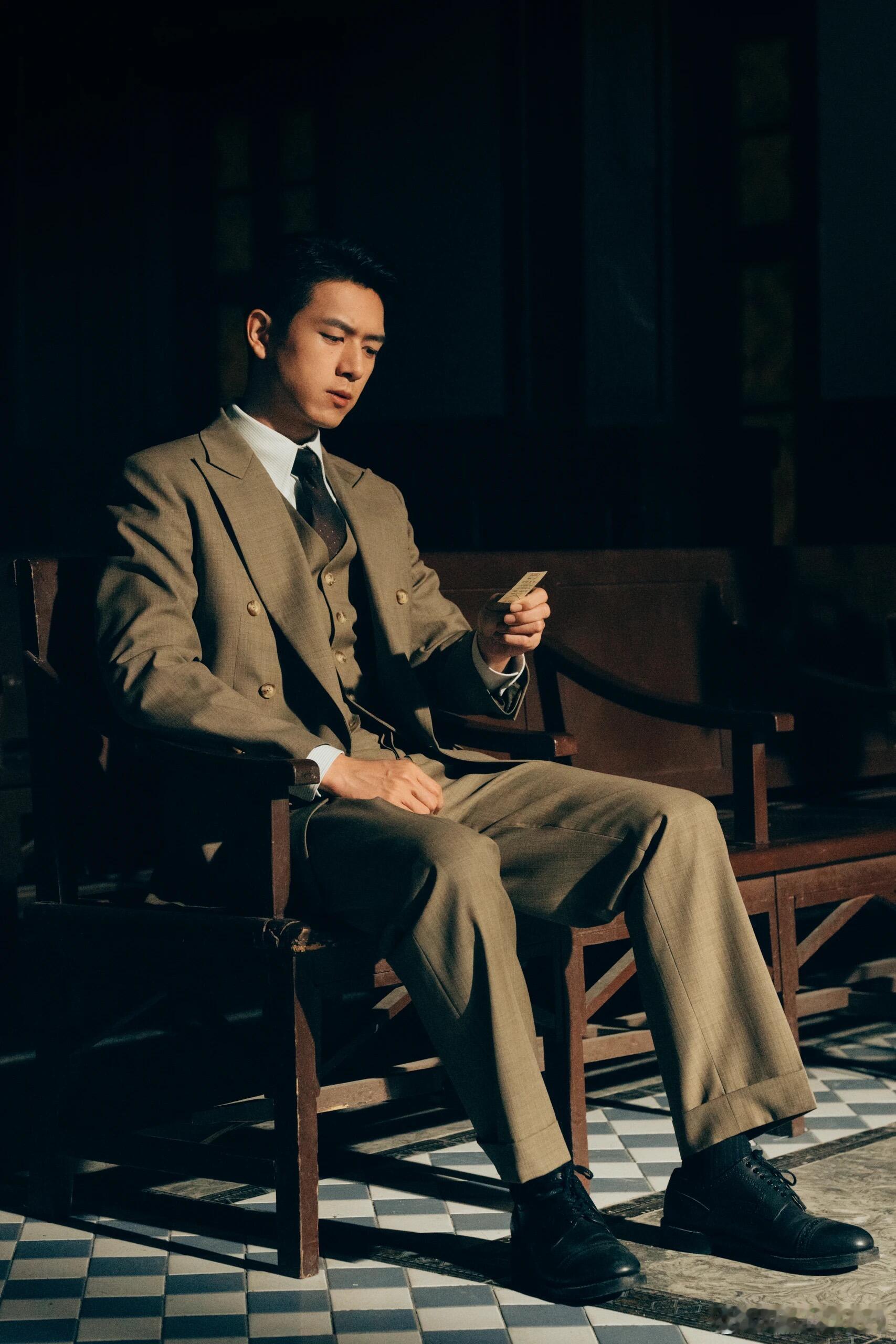 李现×我不是大师上官诚明新剧照18p李现李现我不是大师李现上官诚明