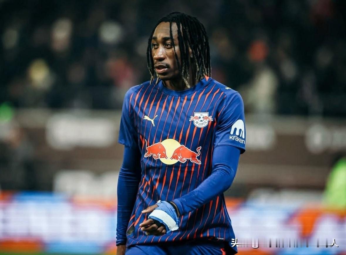 🚨 拜仁英超1亿欧抢19岁过人王！迪奥曼德：利物浦是父亲的梦

19岁的科特迪