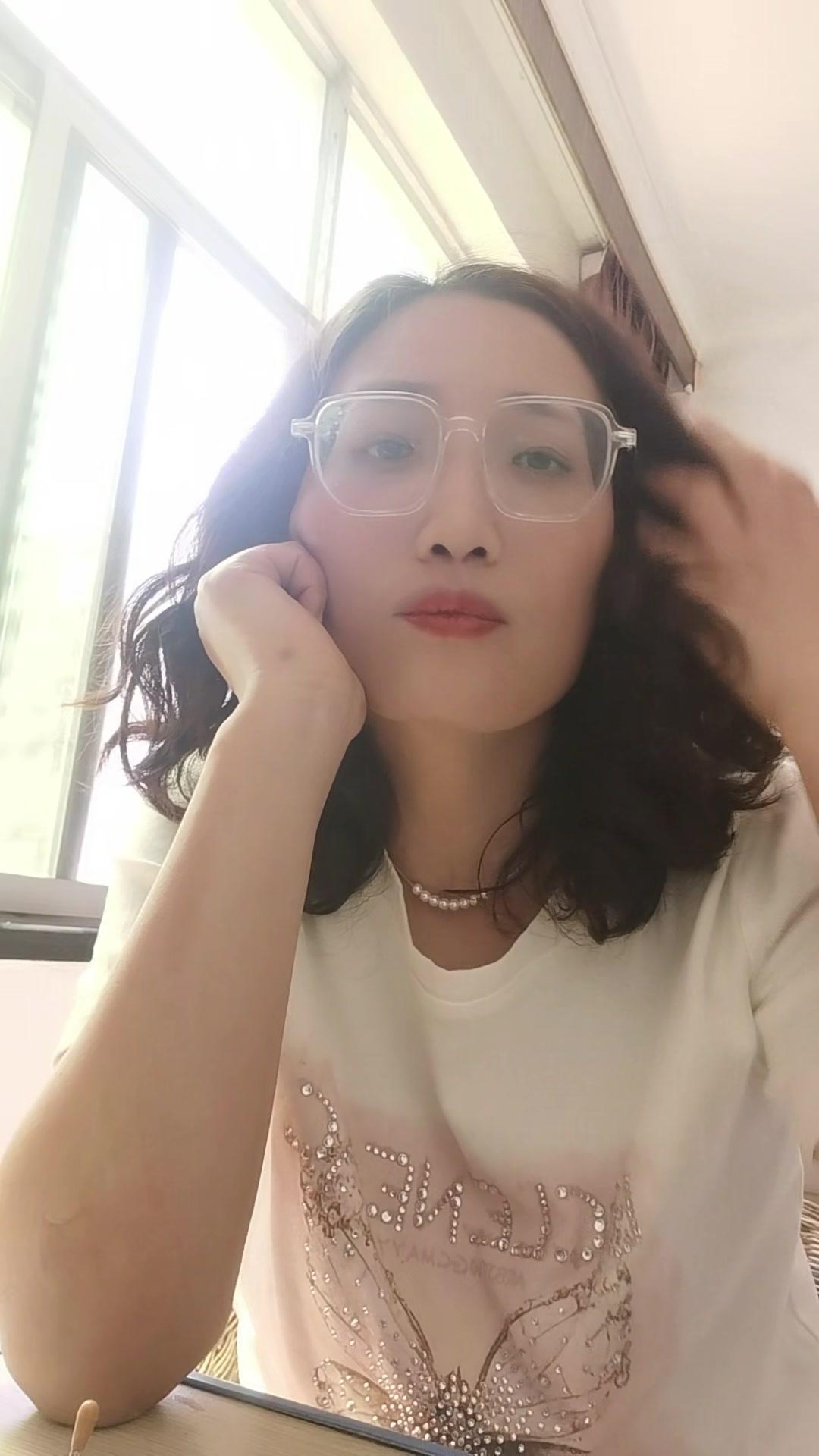和父母相处，怎么沟通更合适？遇到父母给东西但自己不需要的情况，该怎么沟通呢？我觉