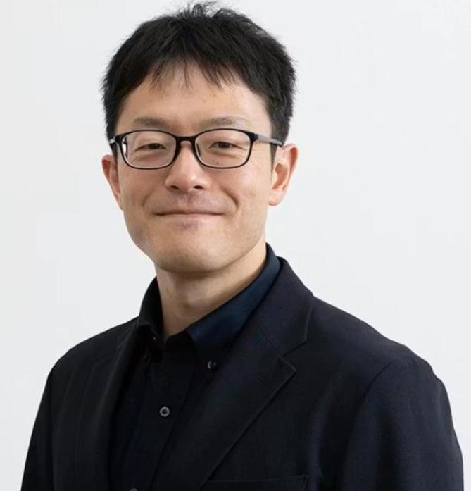 “现阶段不会考虑回日本”，东京大学凝聚态物理领域副教授渡边悠树，被同行评为“量子
