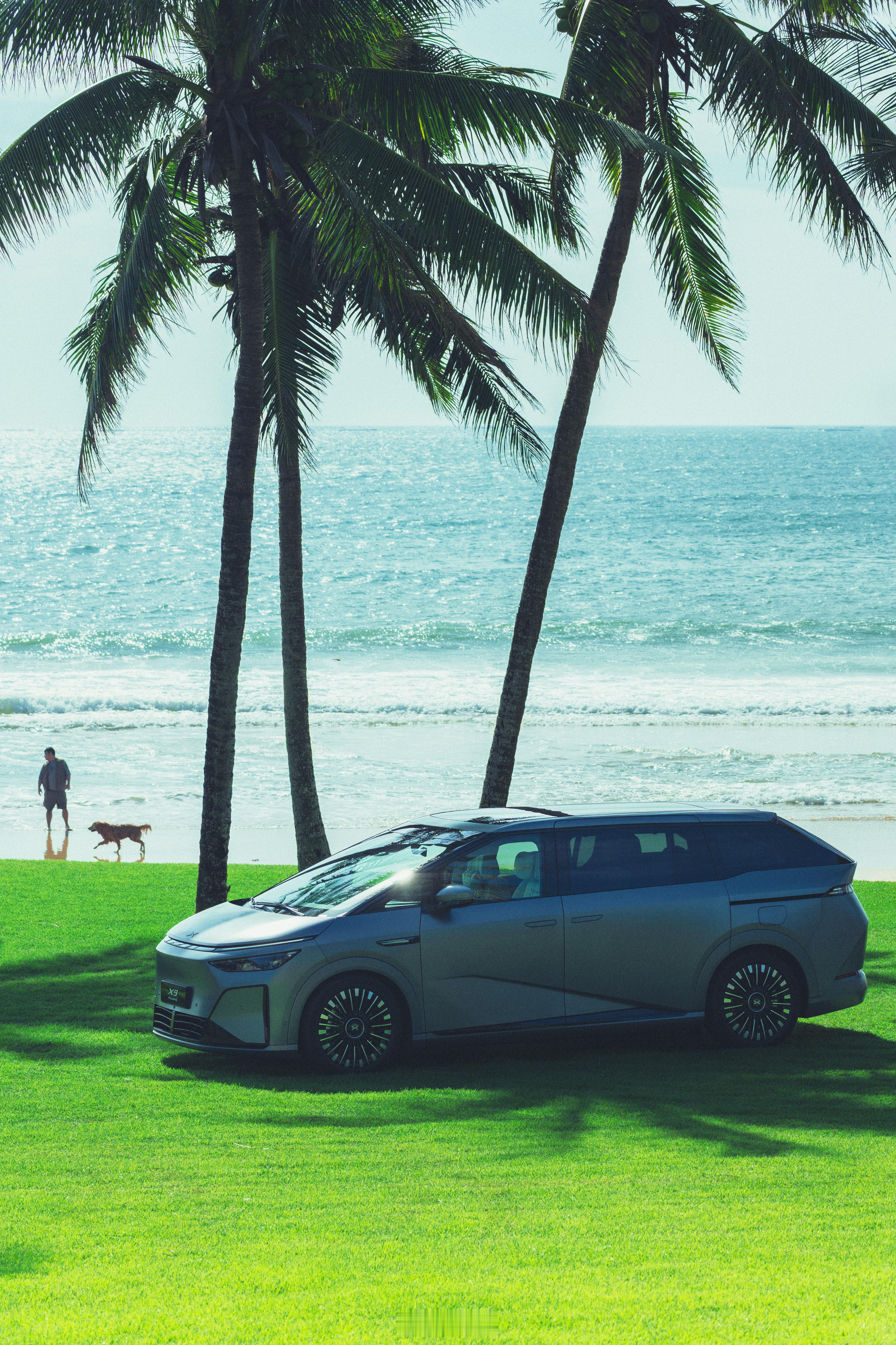 感受一下X9超级增程的【星舰美学】[流鼻血]📷：🔴SL3-S1602公里续航