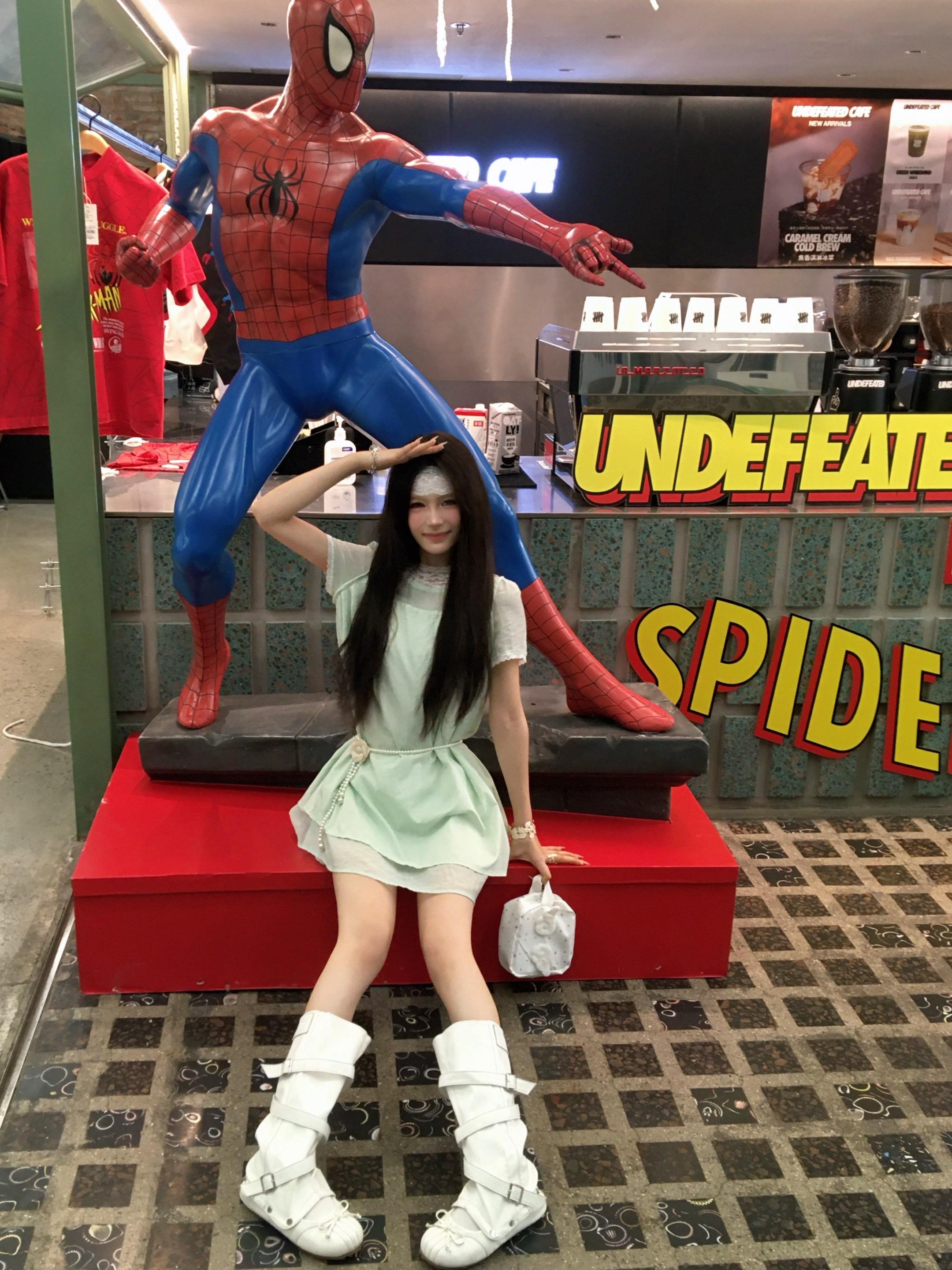把我的心搞得一团糟 还在那萌萌的笑