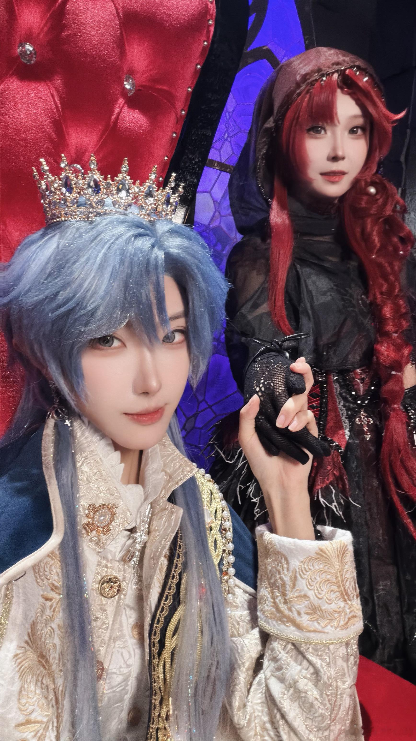 冬夏saki[超话]安柒Annie[超话] 光帝通知 今晚加班[抱一抱] ​​​
