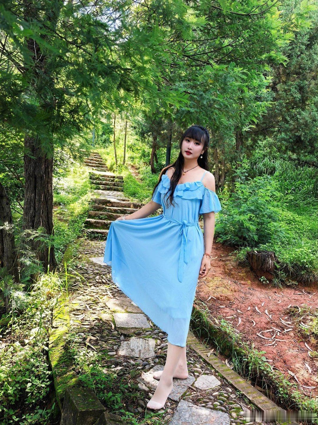 少女写真轻熟女神范儿