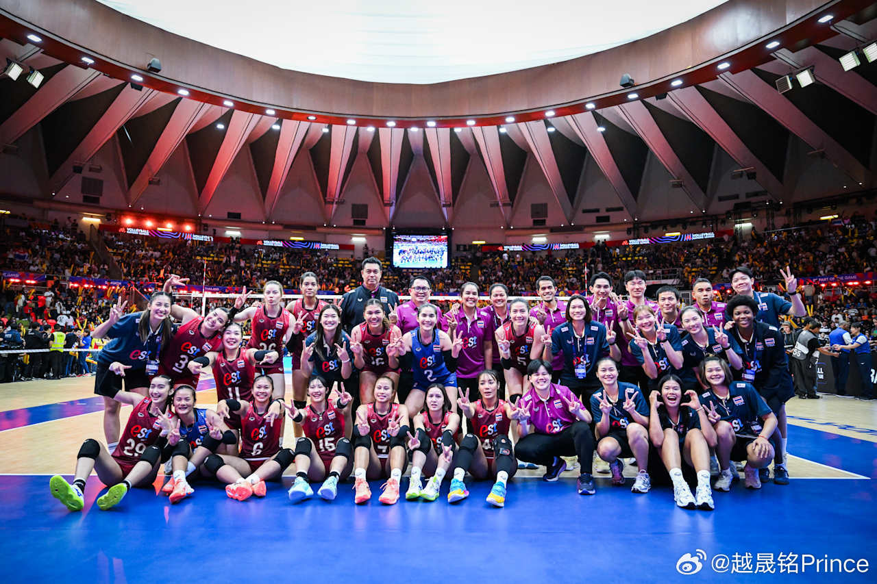 2026年世界女排联赛   ⚡️ 泰国女排的赞助商 Monomax 近期决定，将