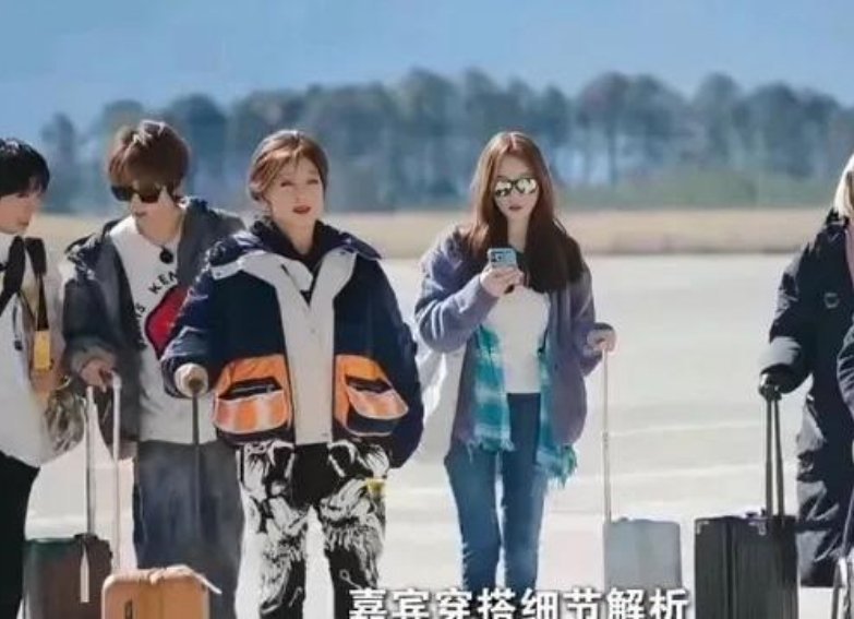 一路繁花更新了，剧透剧透太虐了晓庆在张蔷的建议下，辞去了领队的官，张蔷说的对，晓