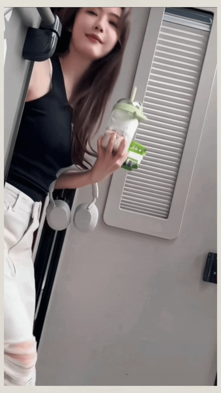 蔡文静这样的女人看着太赏心悦目啦！