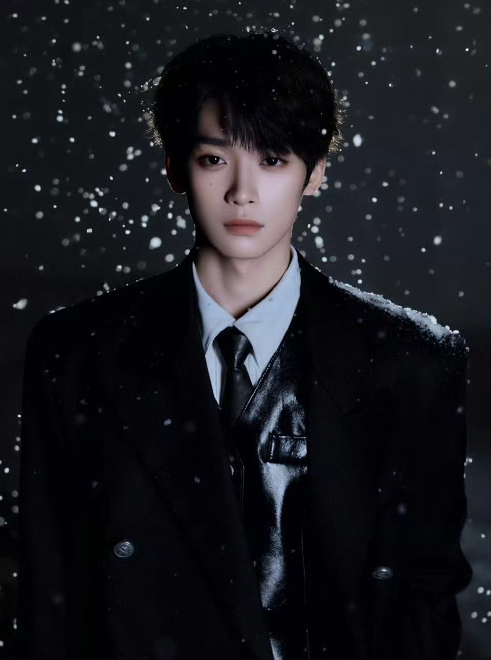 梓渝这个照片粉丝说封神了，什么水平？梓渝初雪照