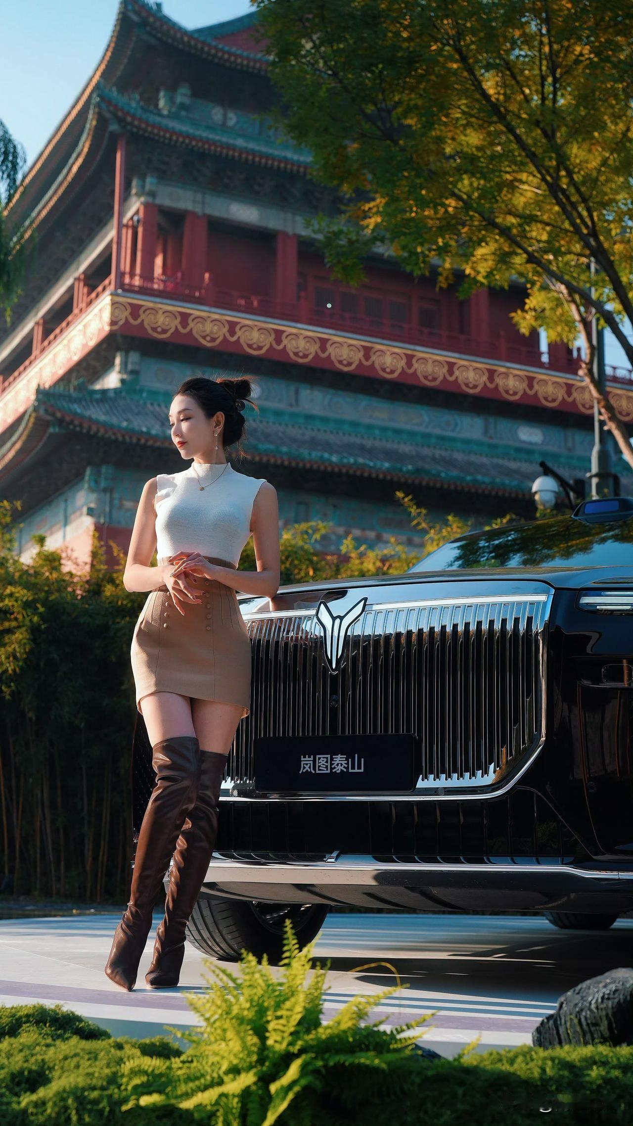 岚图泰山：37.99万起的大六座SUV，真的懂用户
 
37.99万起的岚图泰山