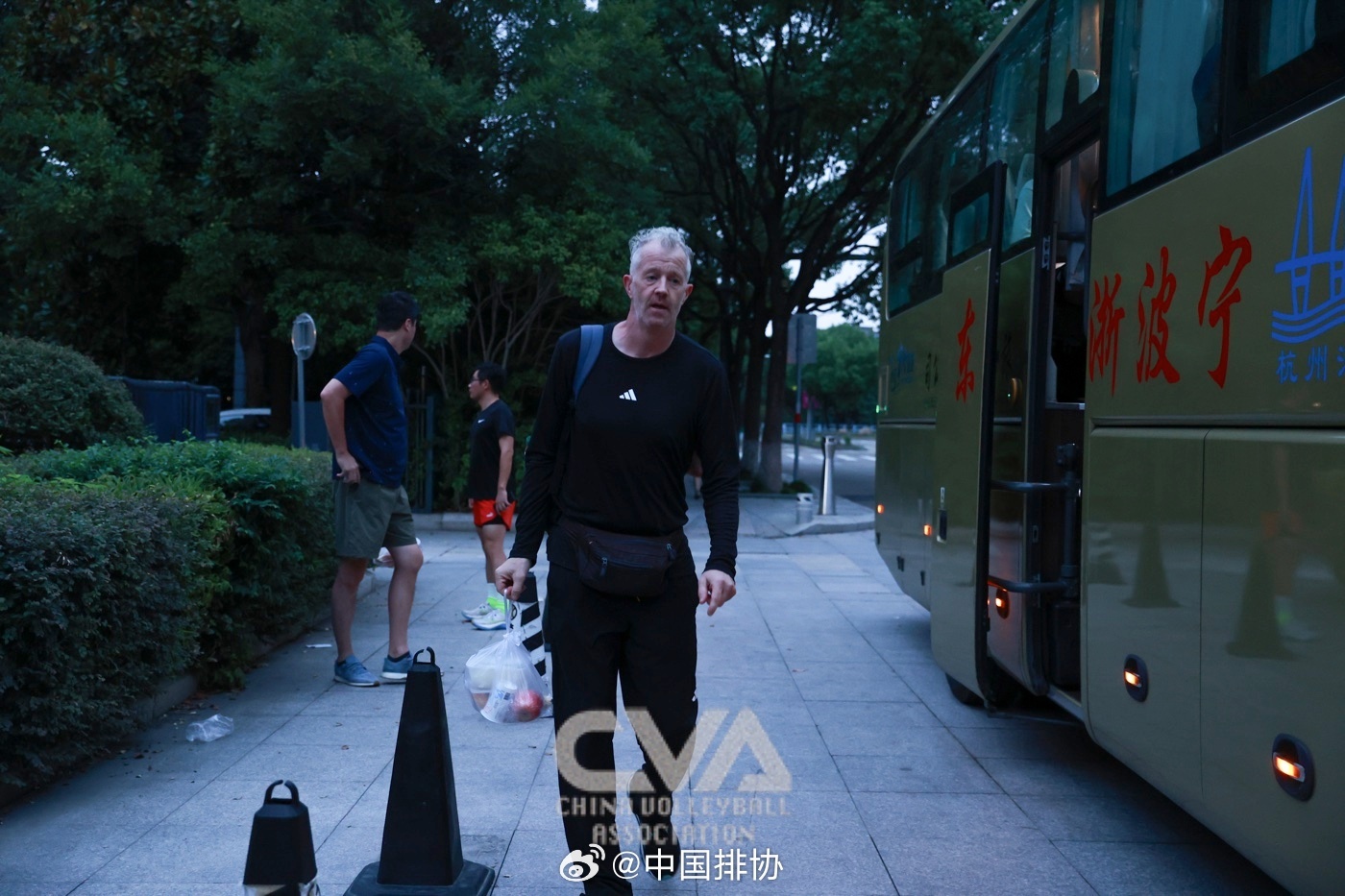 2025男排世锦赛天刚亮就出发，加油⛽中国男排vs巴西男排 ​​​