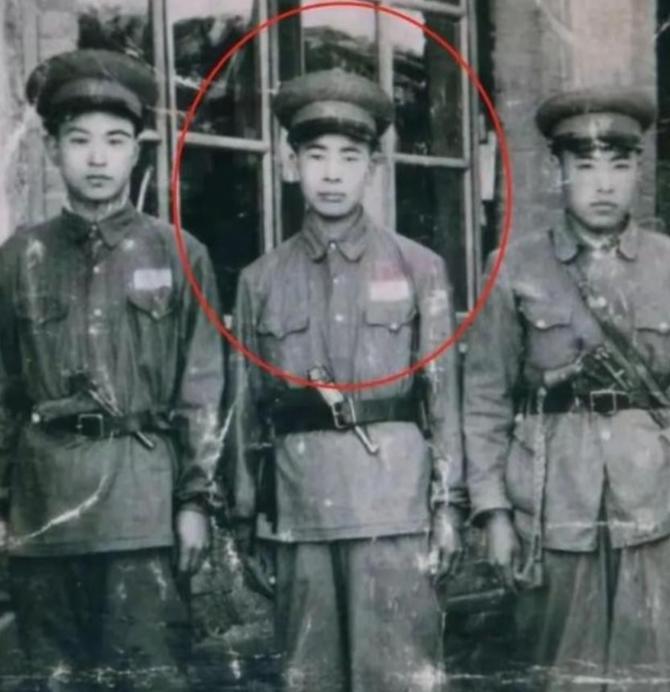 1948年，一个日本人冒充中国人，加入了解放军，征战半个中国，立下汗马功劳，还参