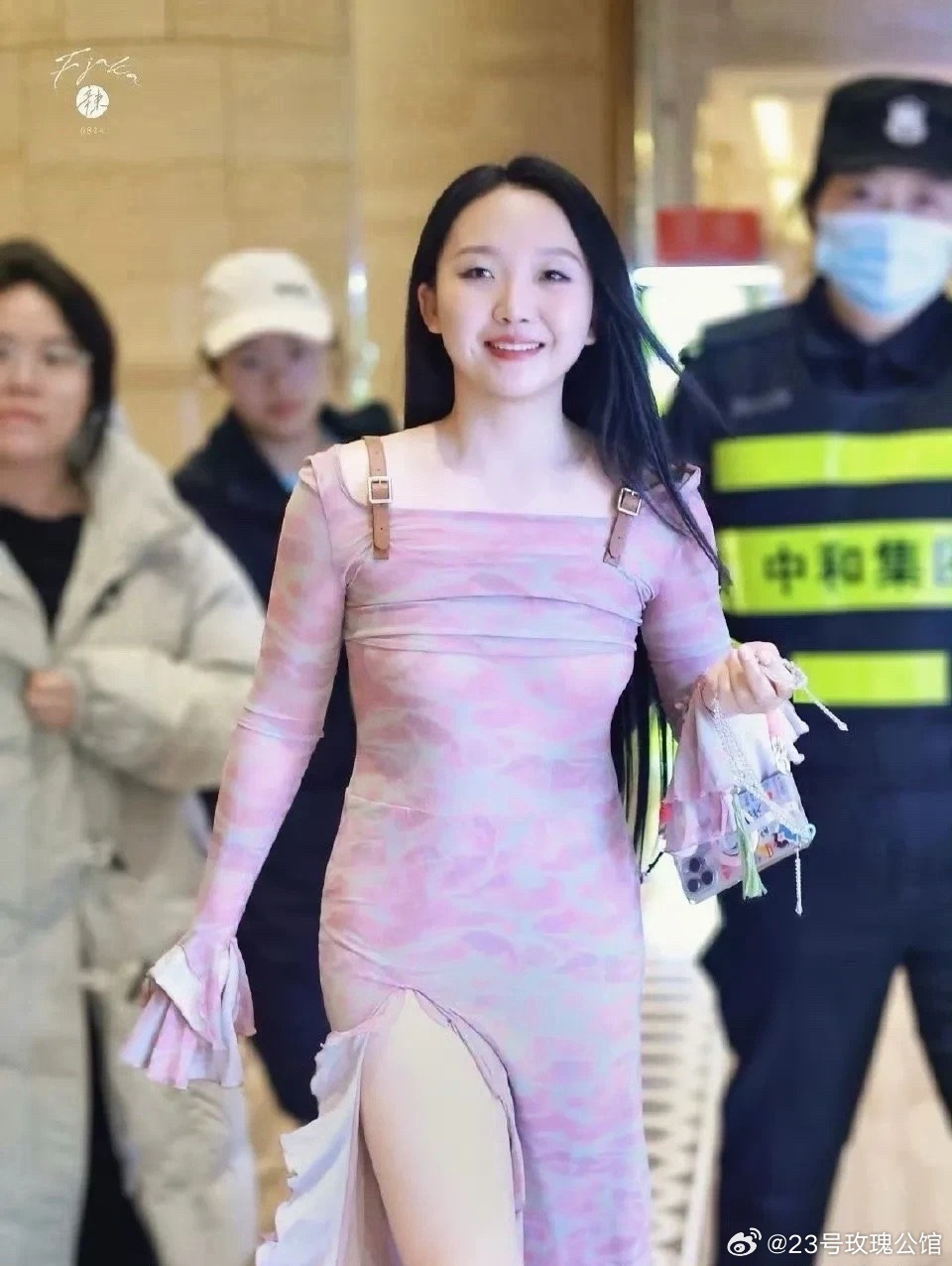 辣目洋子上浪姐瘦了20斤，变化好大感觉整个人状态感觉更好了！ 