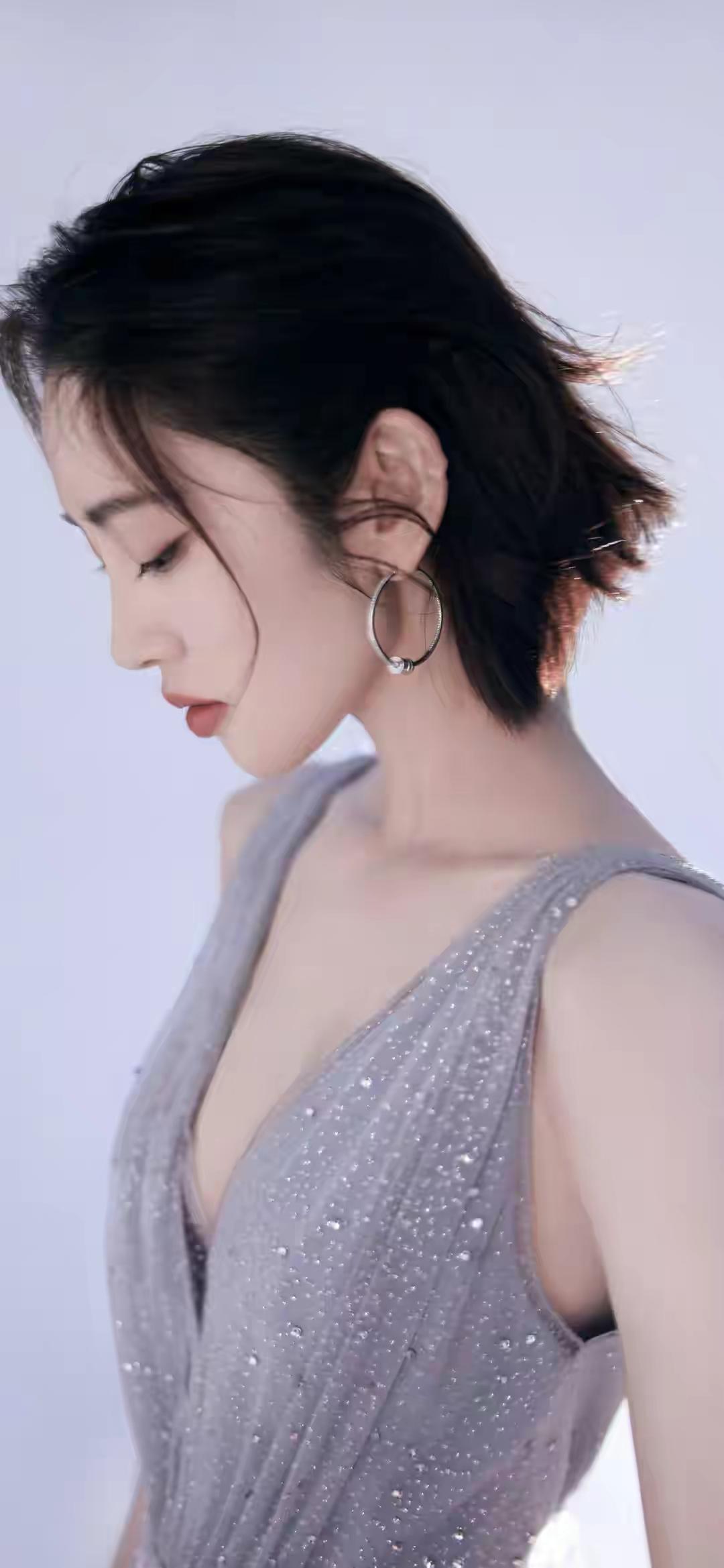 唐艺昕如何看待现在流行的老年大学