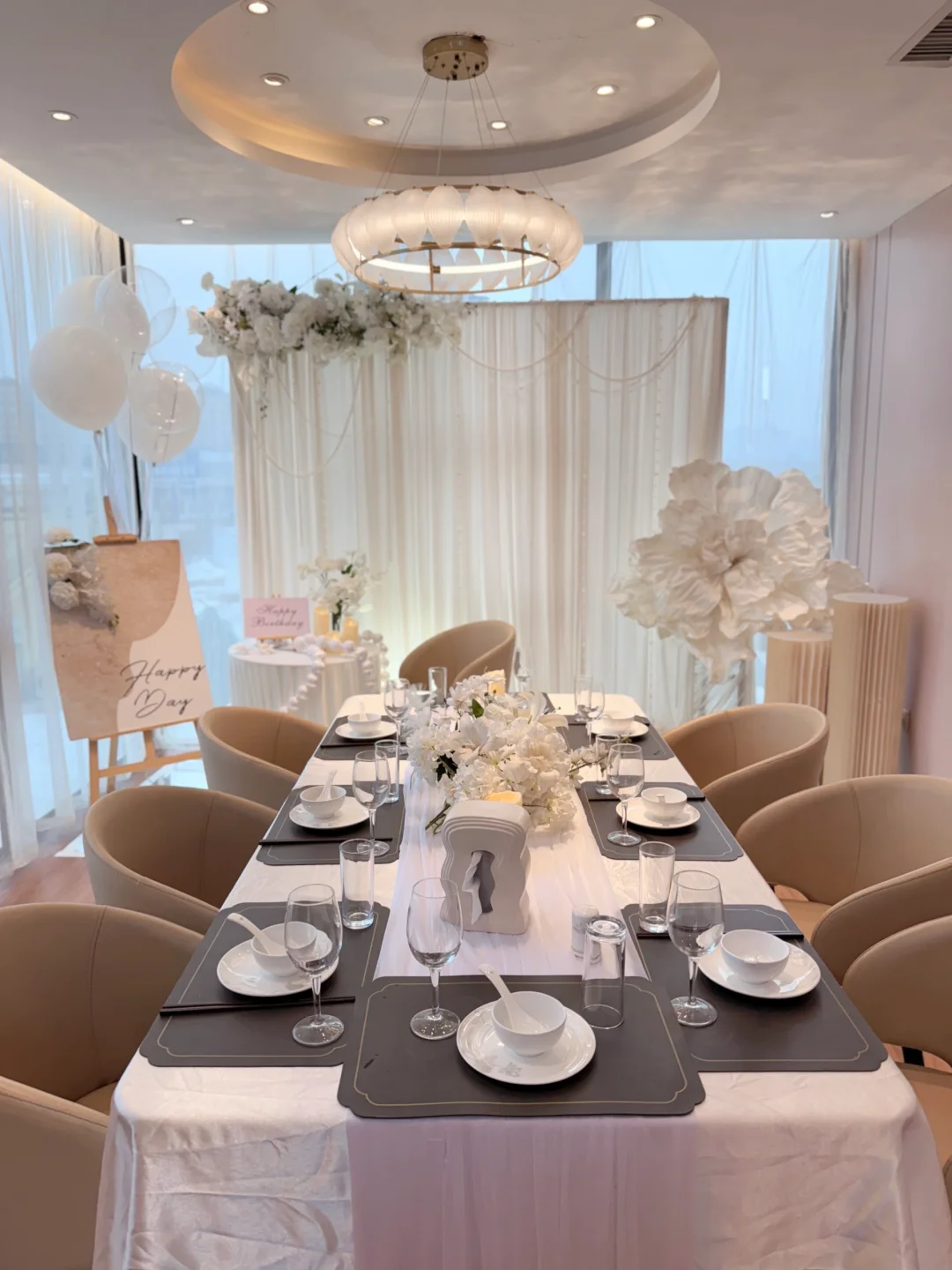 乌鲁木齐🤍好吃又出片的生日餐厅🍽