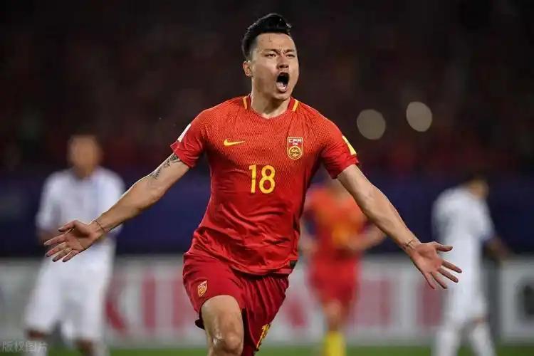 新闻里说，郜林把广州的豪宅卖了，成交价1.29亿，账面上净赚近9000万；可就在