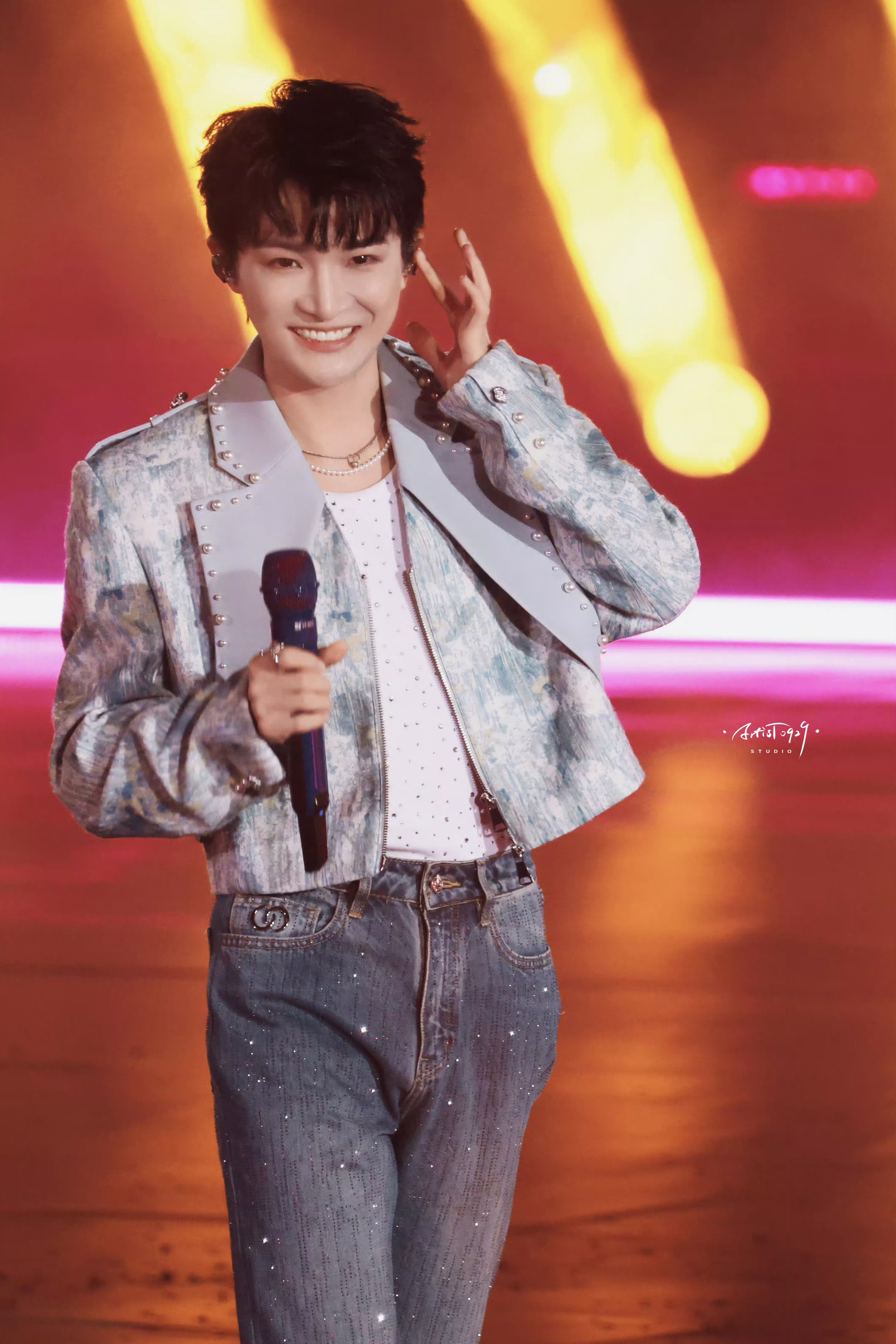 周深卡布叻一点 深啊，你咋那么可爱捏～ 