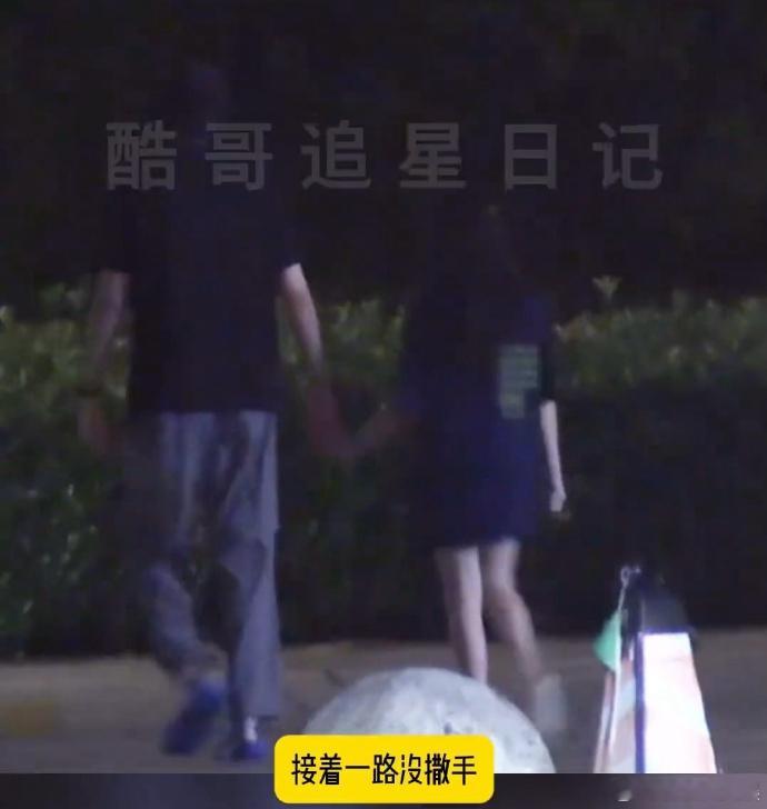 曝胡一天新恋情胡一天和女生手牵手散步 八卦媒体曝出胡一天和女生手牵手散步的视频，