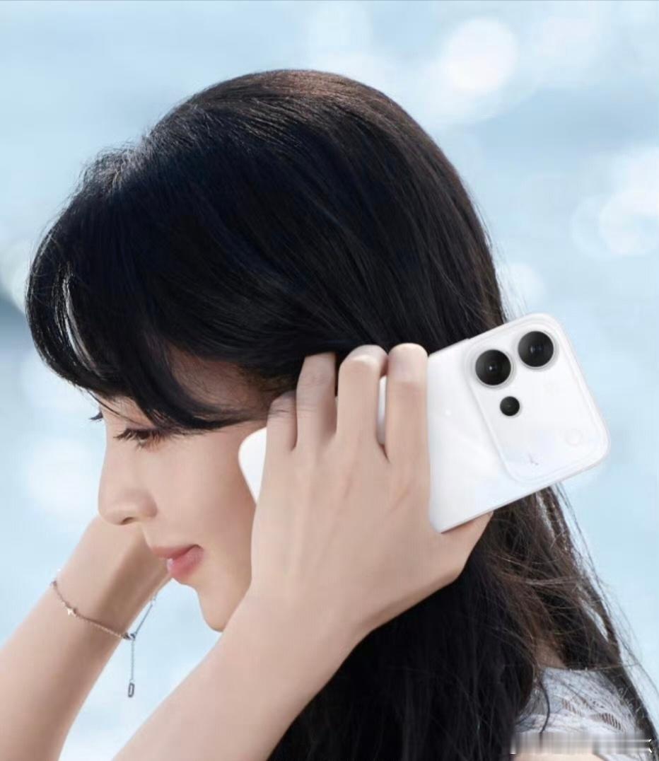 vivo S60 系列来了，不得不说蓝厂每次的设计都好漂亮，美到我的心巴上